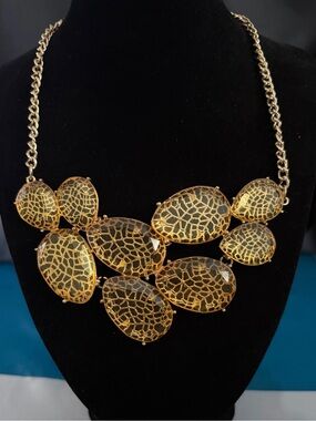 Gold Statement Bib Necklace - Gold Leaf Filigree